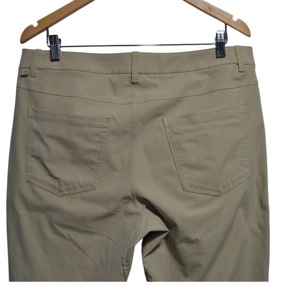 Lululemon Men's Khaki Dress Performance Pants Size 35 - Picture 4 of 8
